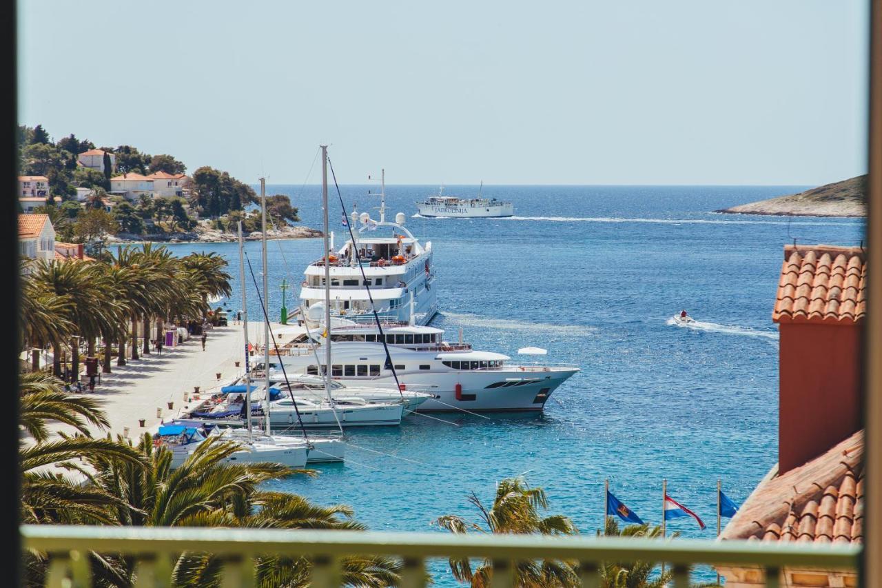 Heritage Hotel Park Hvar フヴァル エクステリア 写真