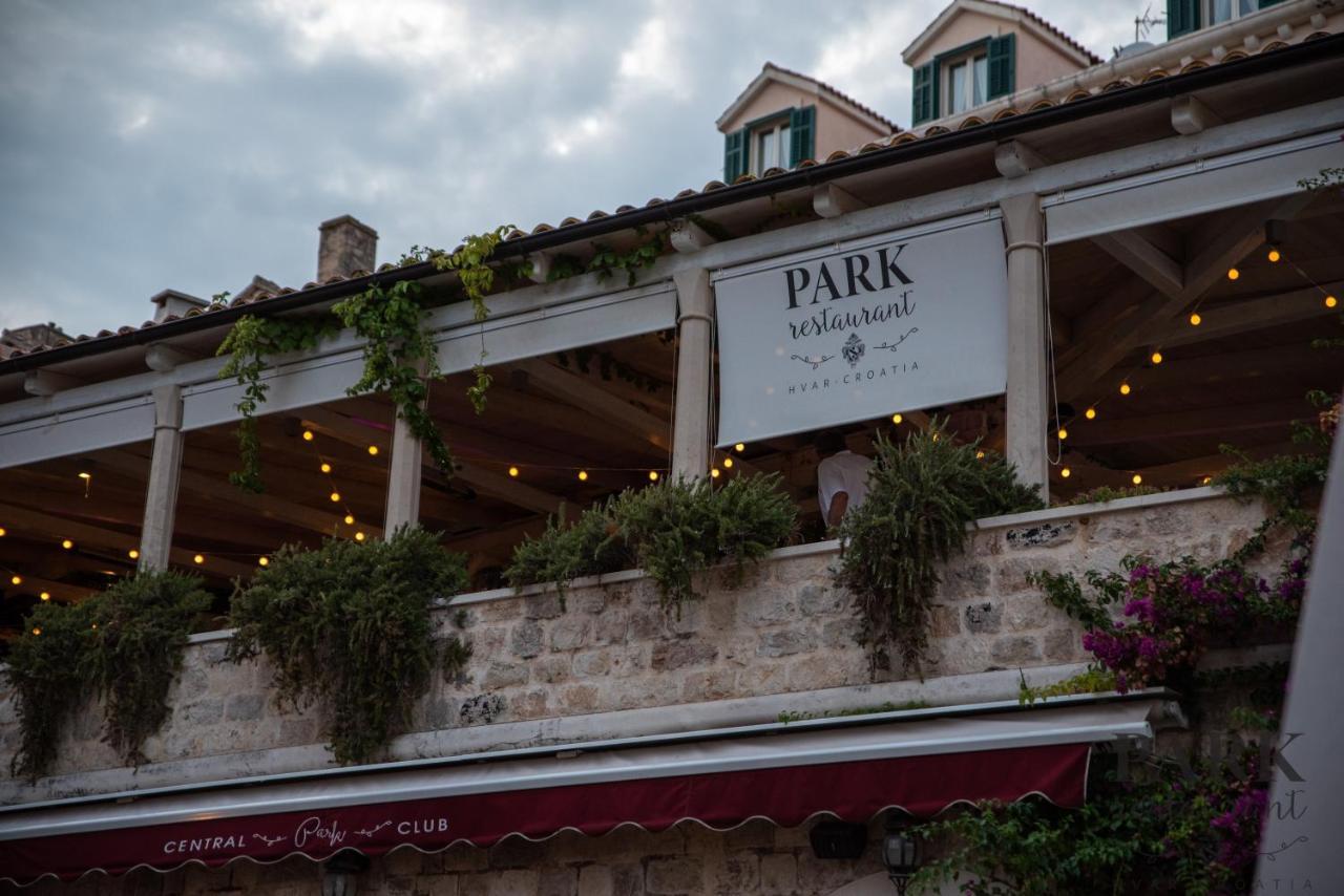 Heritage Hotel Park Hvar フヴァル エクステリア 写真